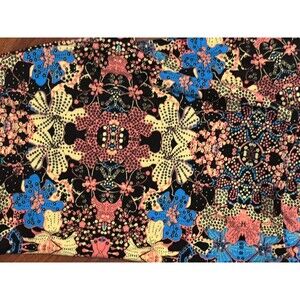 Womans  TALL & CURVY flowers artsy pixel plus LULAROE plus